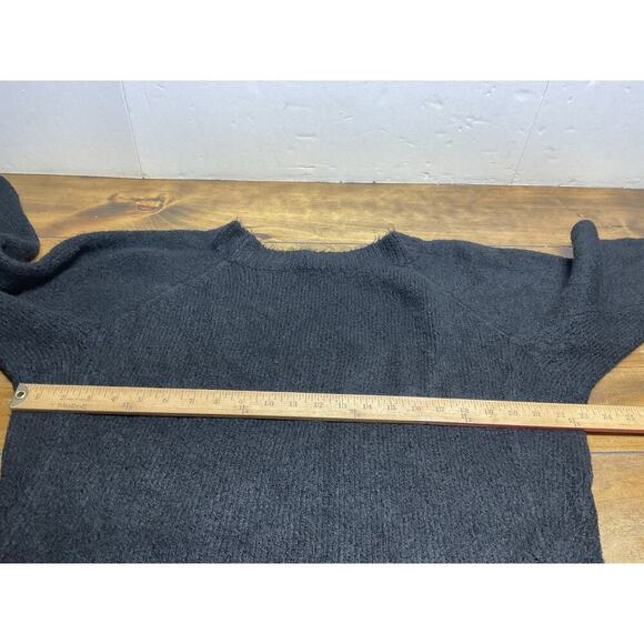 Victoria's Secret Super Fuzzy Soft Pullover Sweater Womens Size Large Black - Picture 3 of 9